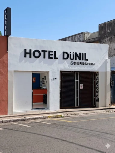 Fachada do Hotel DüNIL durante o dia